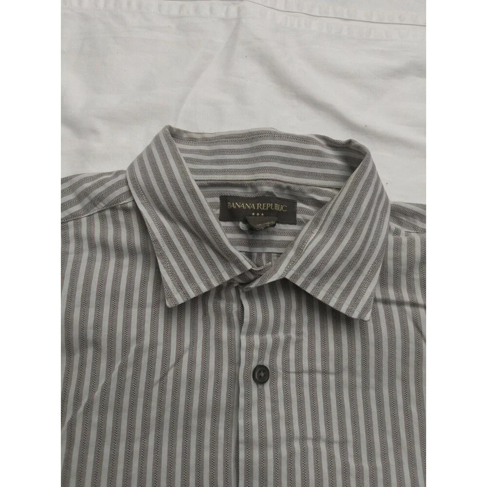 Banana Republic Men Shirt Size L Button Up Long Sleeve Gray Stripe